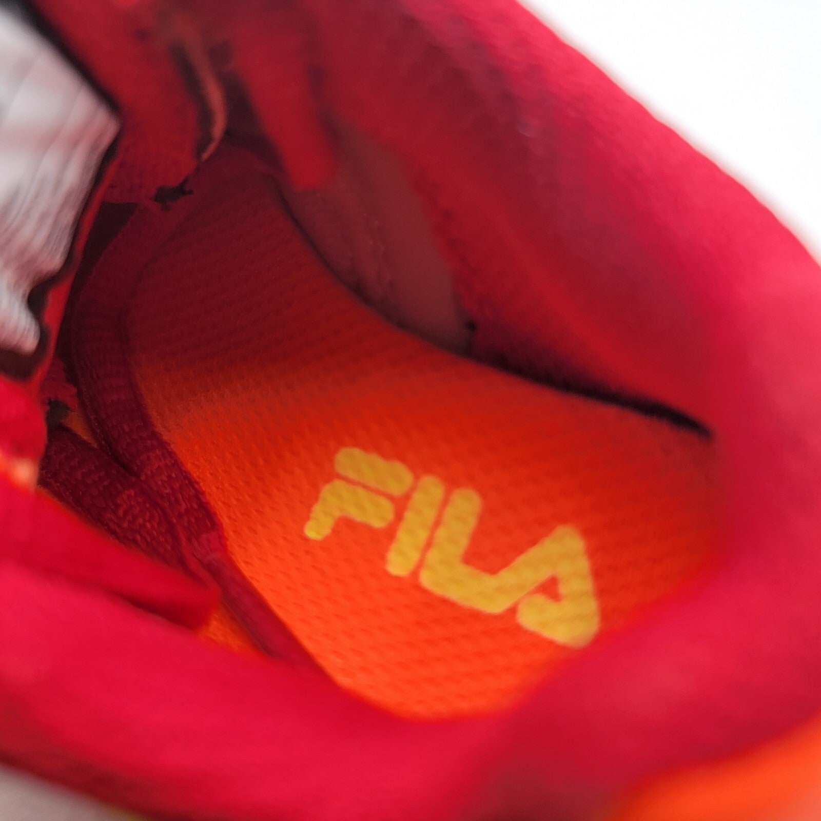 Fila Cress Color Block Kids Sz 4 Red/Orange/Yellow Athletic Sneaker 7RM02044-8327