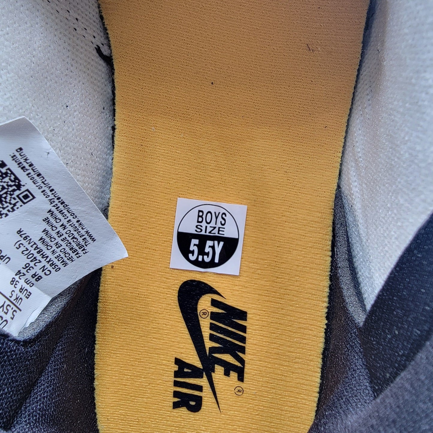 Air Jordan 1 Retro High OG GS 'Yellow Toe' Sz 5.5Y 575441-7116