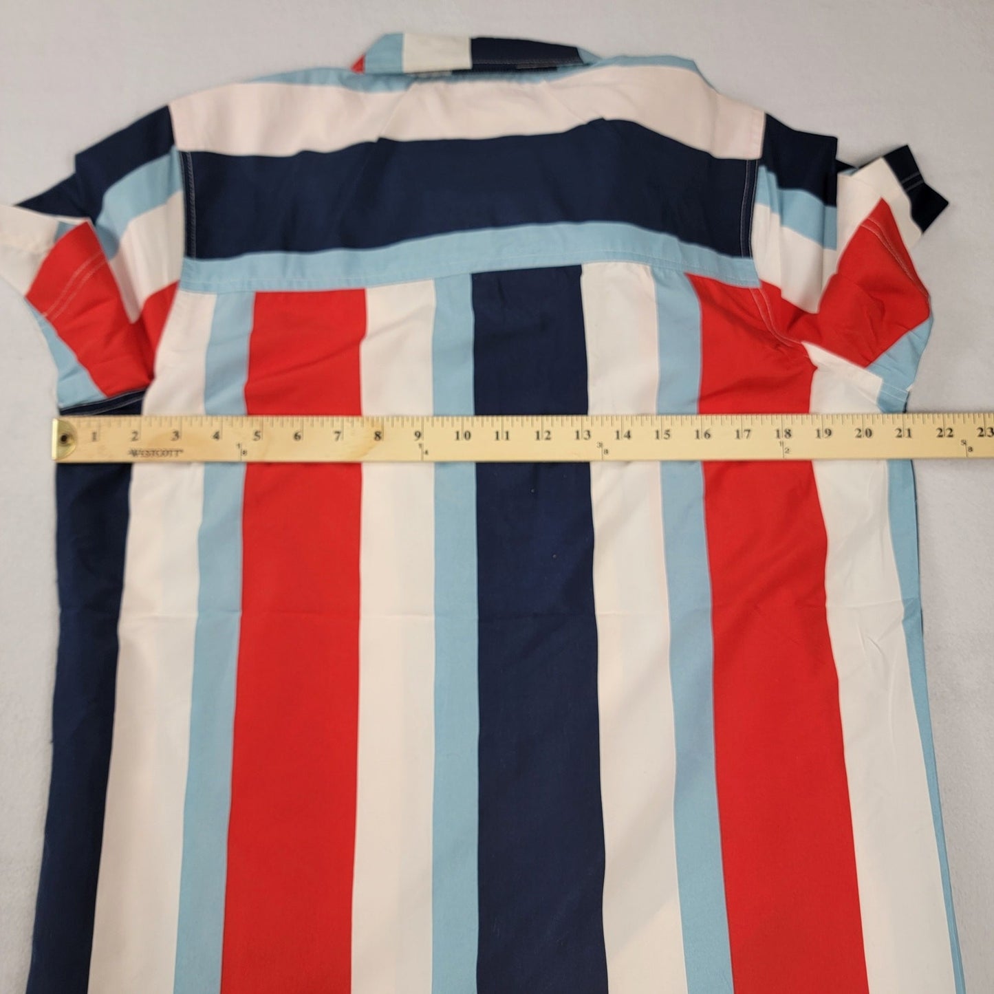 Men's Switch MultiStripe Short Sleeve Buttondown Red/White/Blue Sz S NWT