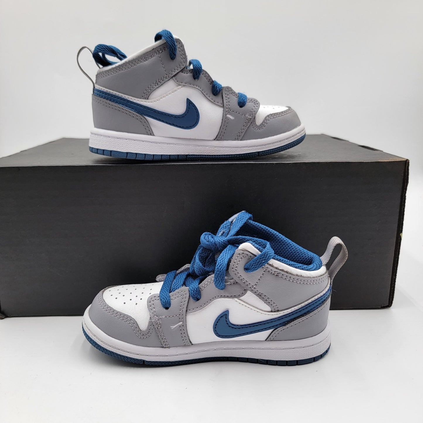 Nike Air Jordan 1 Mid TD 'Cement True Blue' Sz 9C Preowned DQ8425014