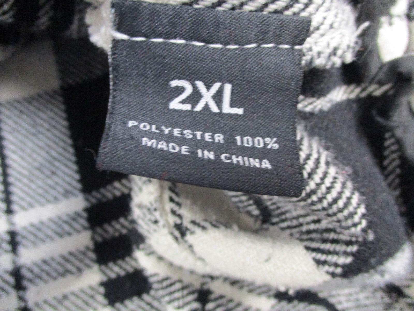 Copper Rivet Shirt Mens 2XL Black White Plaid Flannel Snap Front Graphic Shacket2