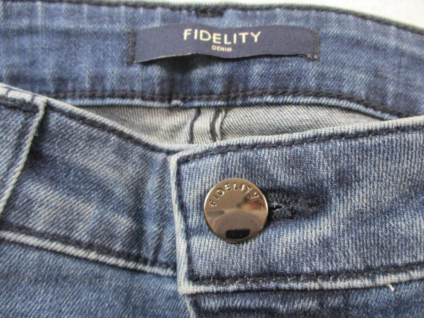 Fidelity Lily Jeans Womens 26 Blue Bootcut Mid Rise Stretch Denim Apollo 14723