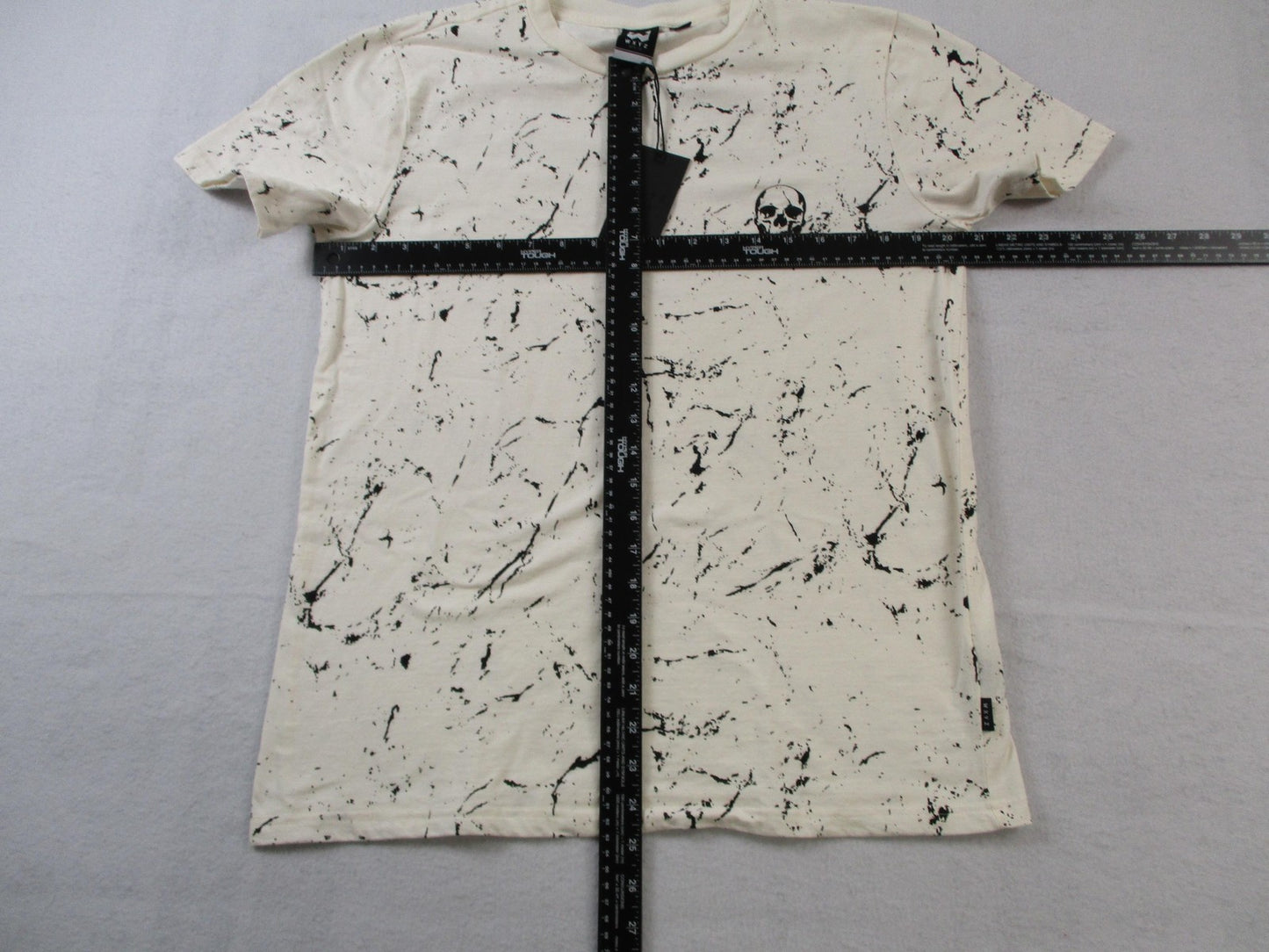 WXYZ Shirt Mens Medium White Skull Graphic Marble Splatter Allover Print Tee6