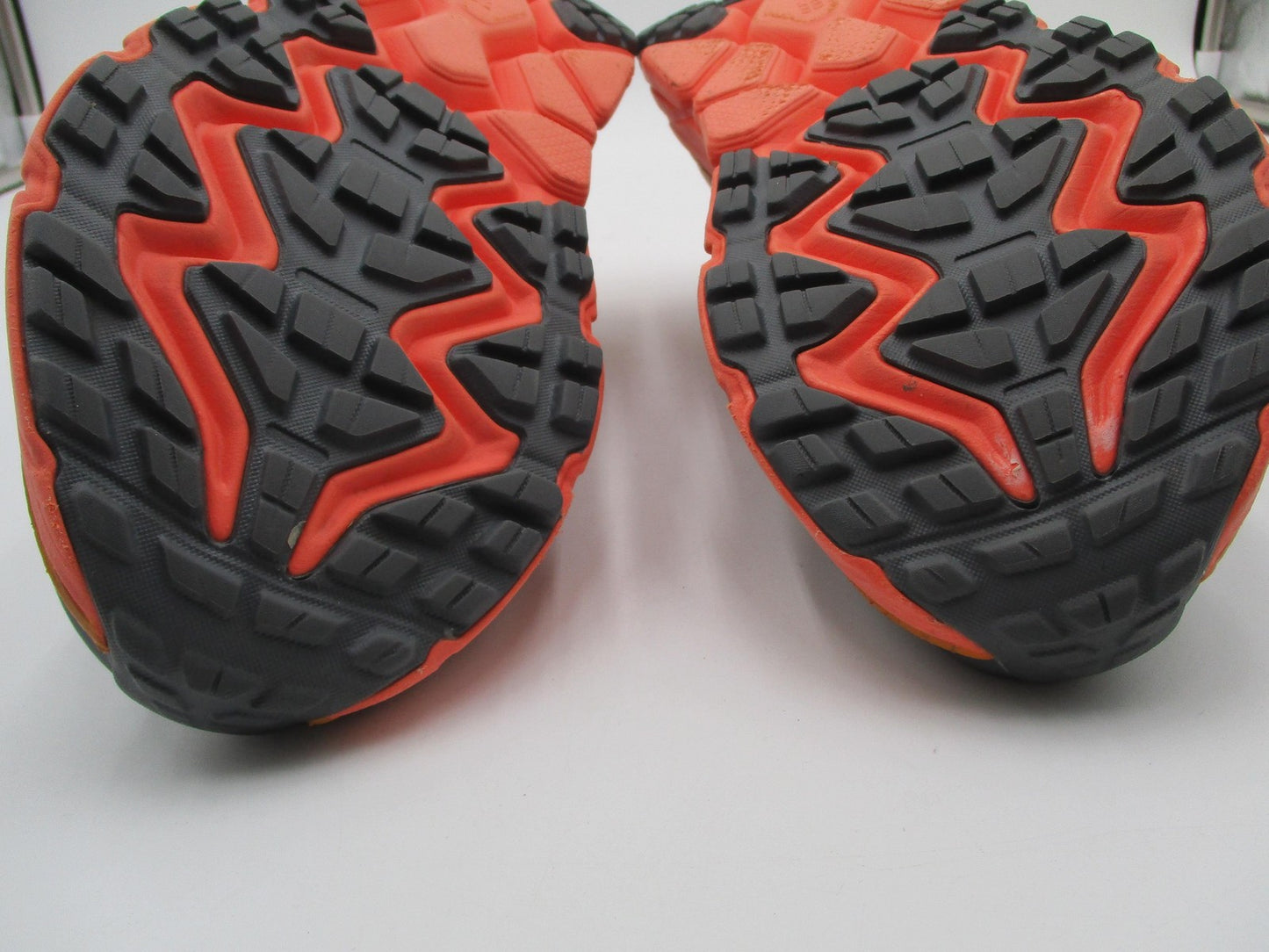 Hoka One One Challenger ATR 6 Shoes Womens Size 8.5 Gray Orange Trail 11065129