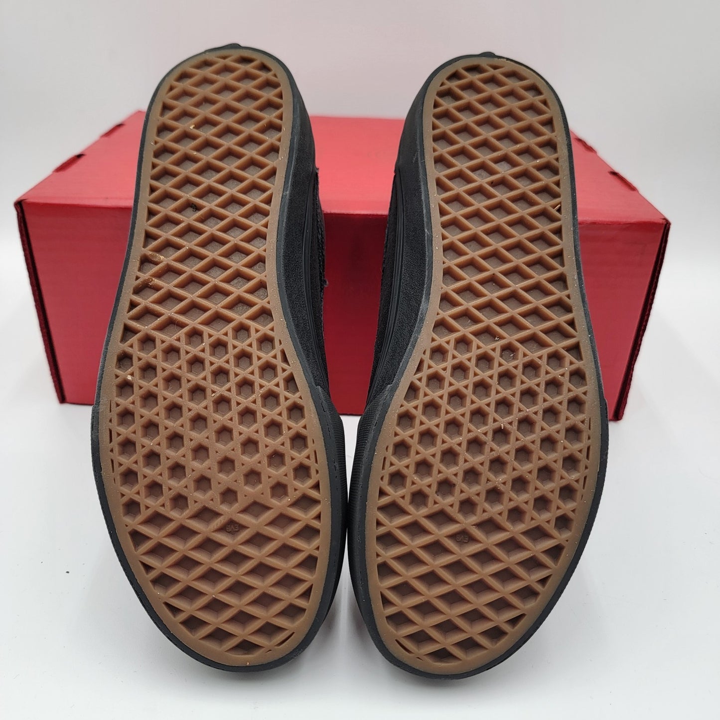 Vans Ward Low Youth 6.5 / Women’s 8 Black Skate Shoes Sneakers Casual