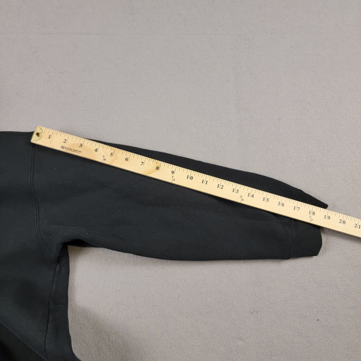 America Perry Ellis Men's Black Pullover Hoodie  Size L