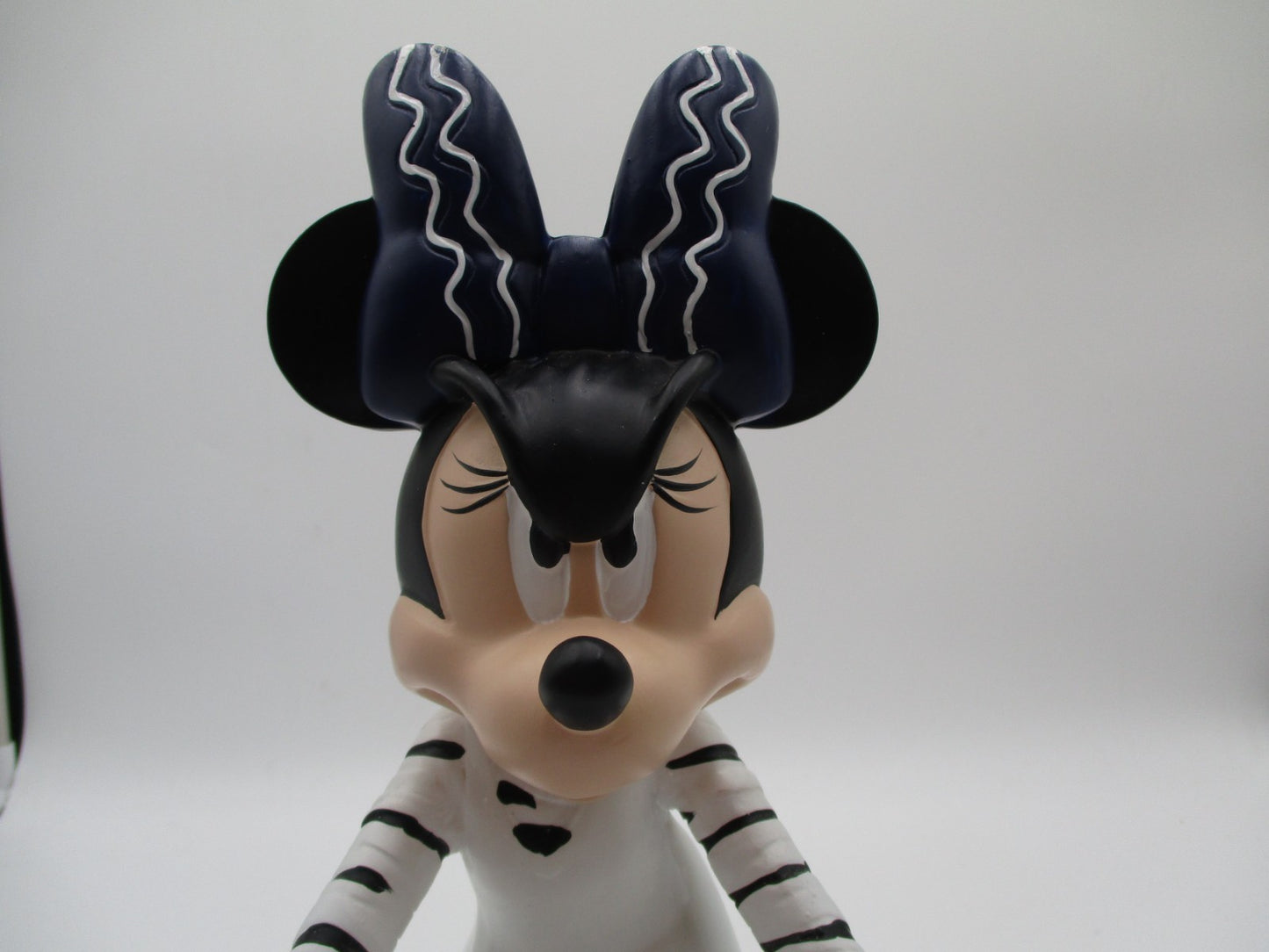Disney Minnie Mouse Bride of Frankenstein Halloween Figure 12”New HTF5