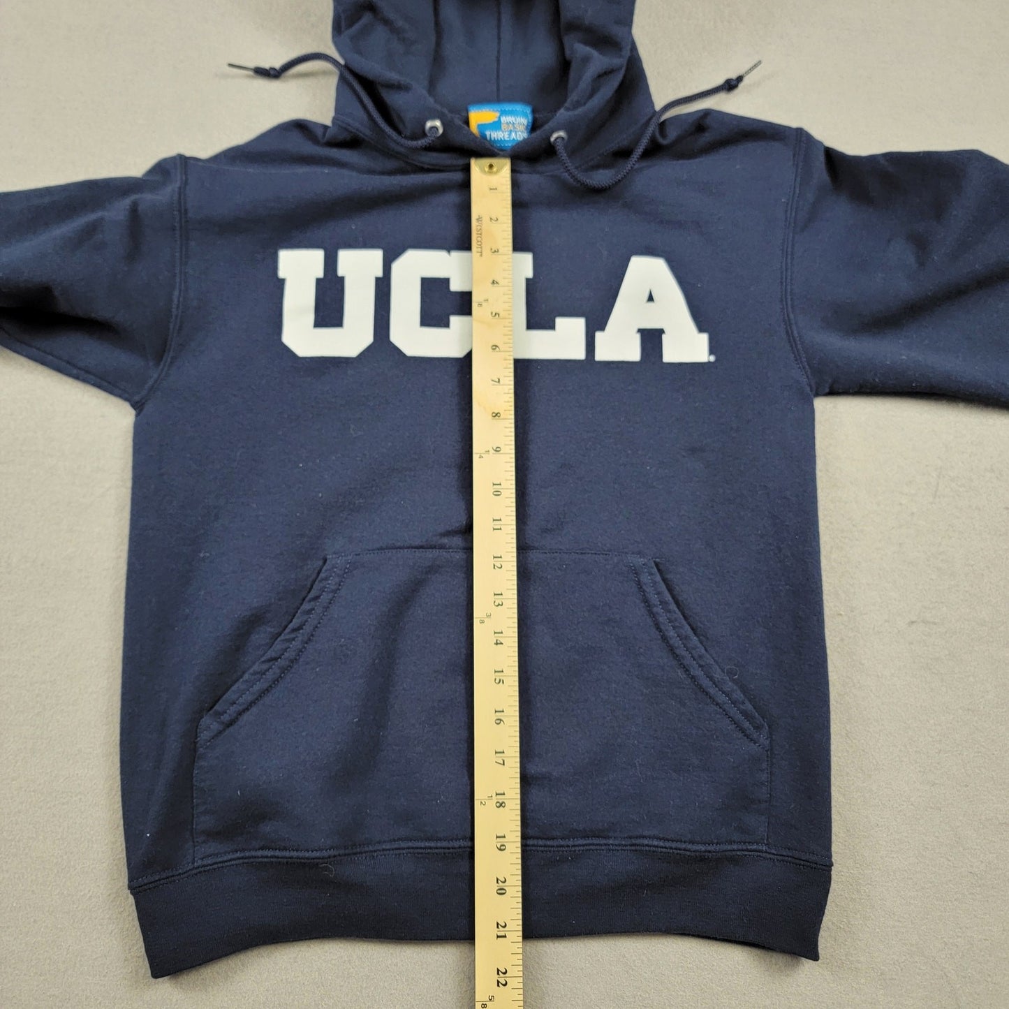 UCLA Bruin Basic Threads Hoodie Sz S Dk Blue Pullover