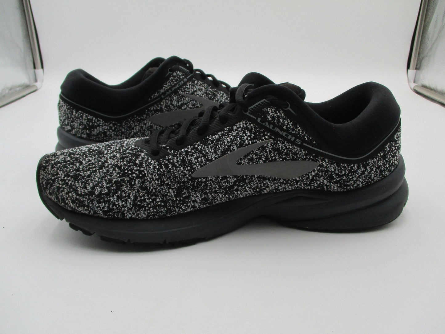Brooks Launch 5 Shoes Mens Size 11 Black White Running DNA Cushion Sneakers9