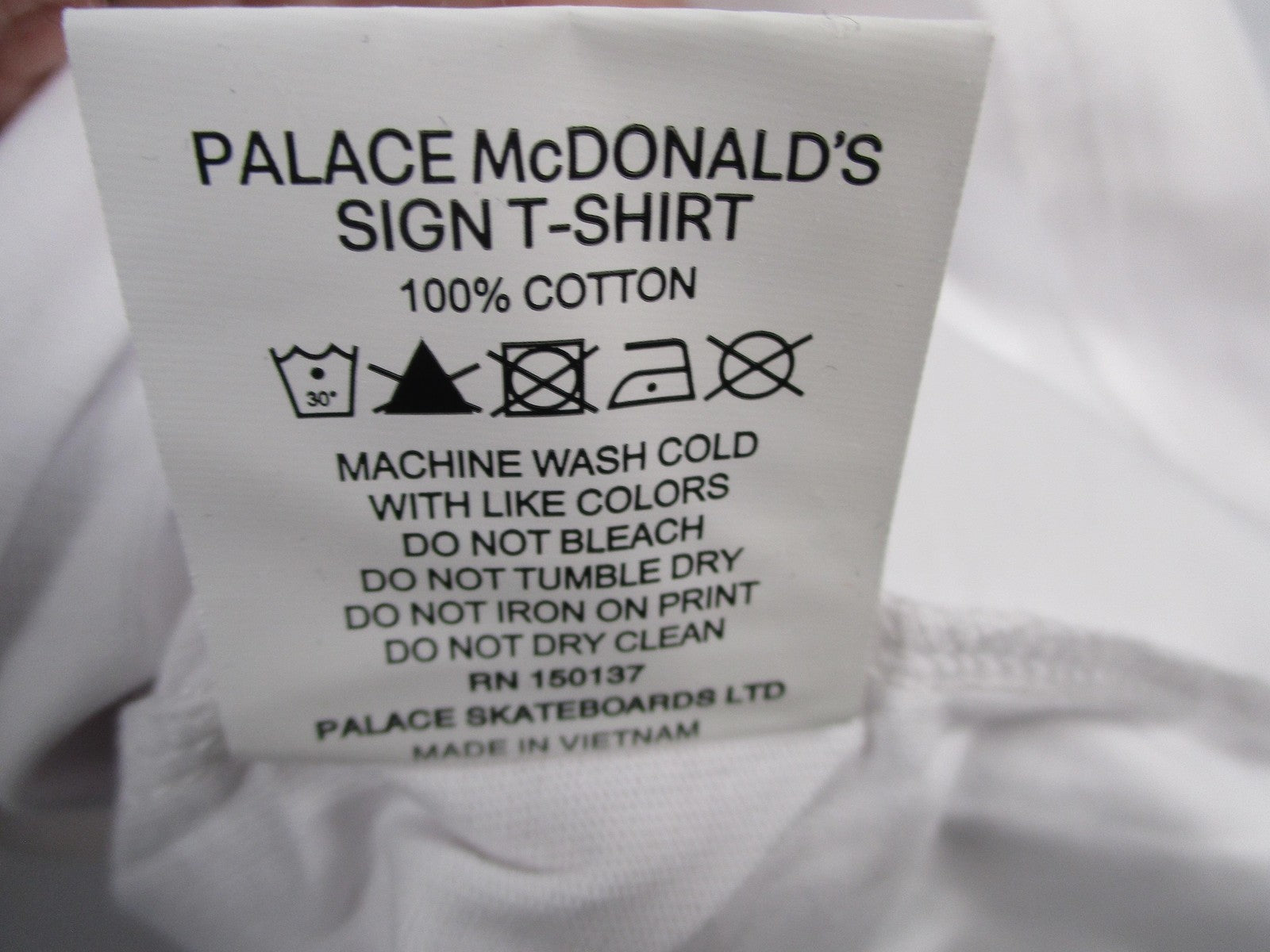 Palace Shirt Mens 2XL White McDonald's Sign Graphic Skate Logo Streetwear