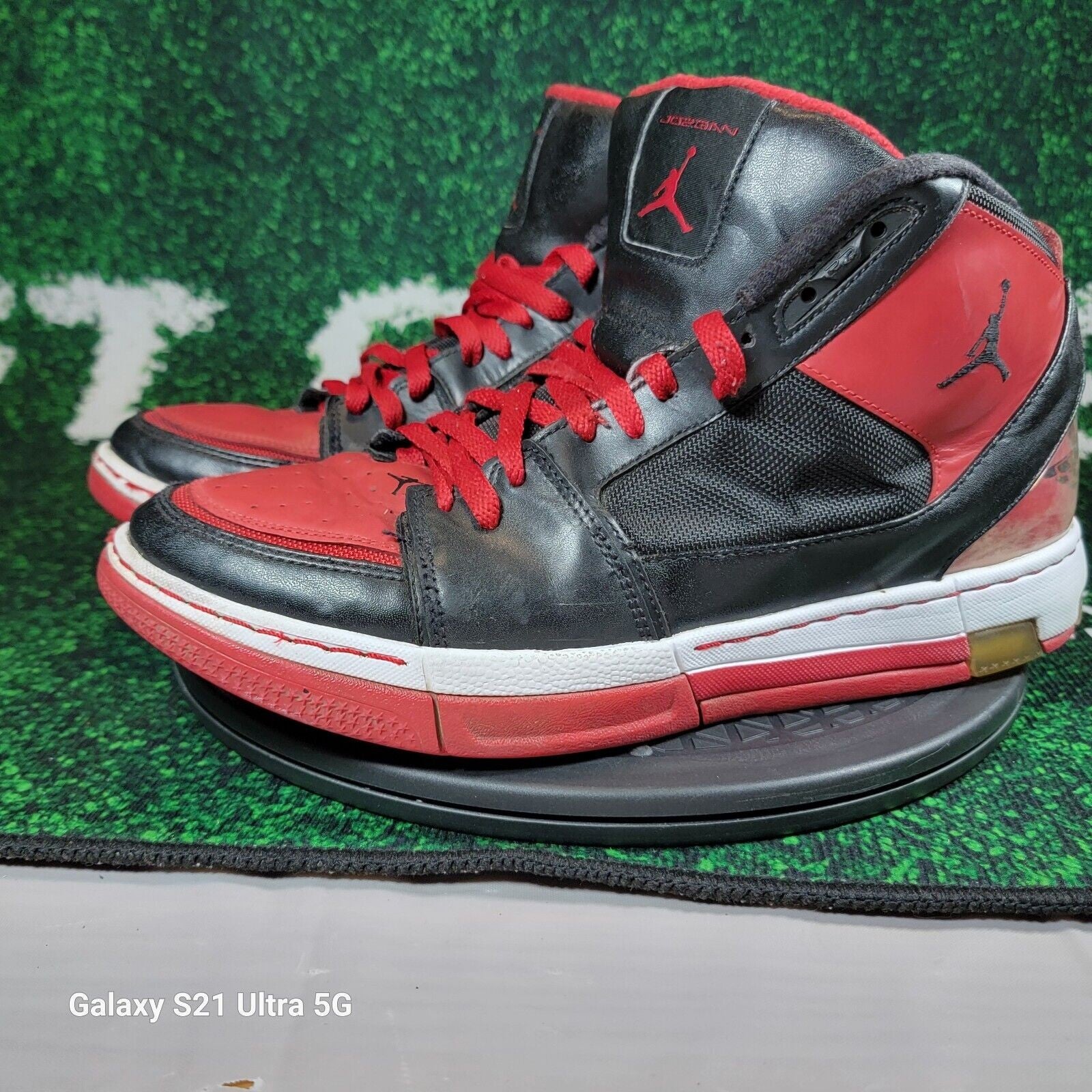 NIKE Air Jordan Old School 2 Size 11.5 Bred Toe Red and Black RARE0