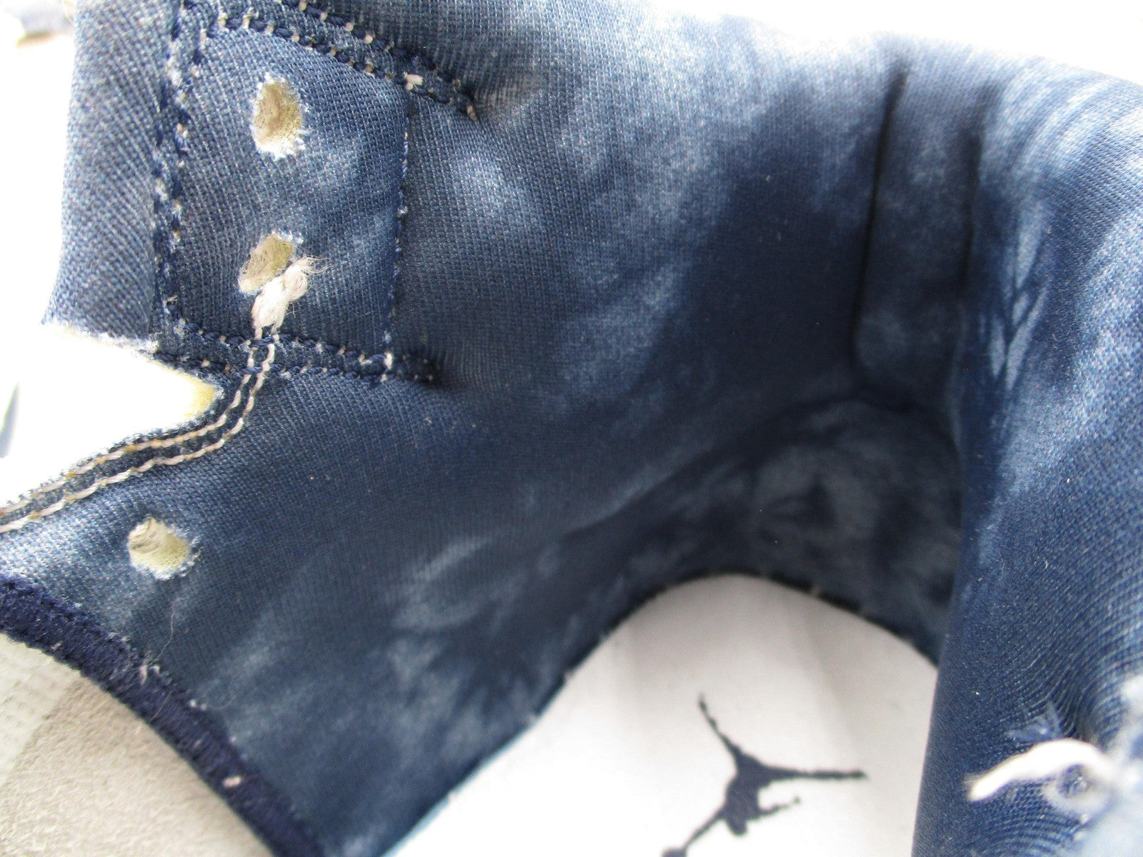 Air Jordan 1 Mid SE Shoes Womens Size 8 Sanddrift Sail Midnight Navy DM9126-10411