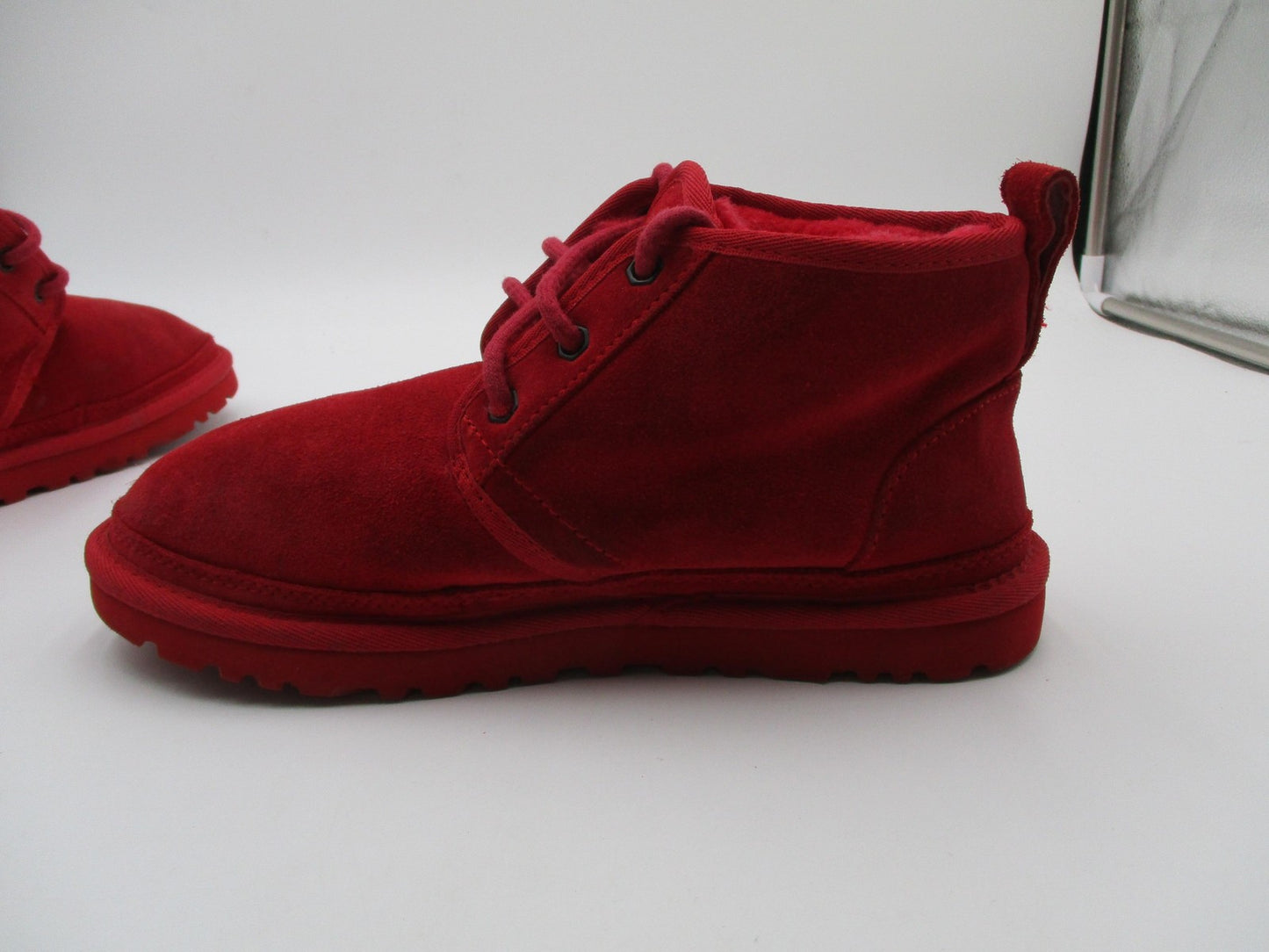 UGG Boots Womens Size 7 Red Suede Sheepskin Lined Ankle Chukka 10942697