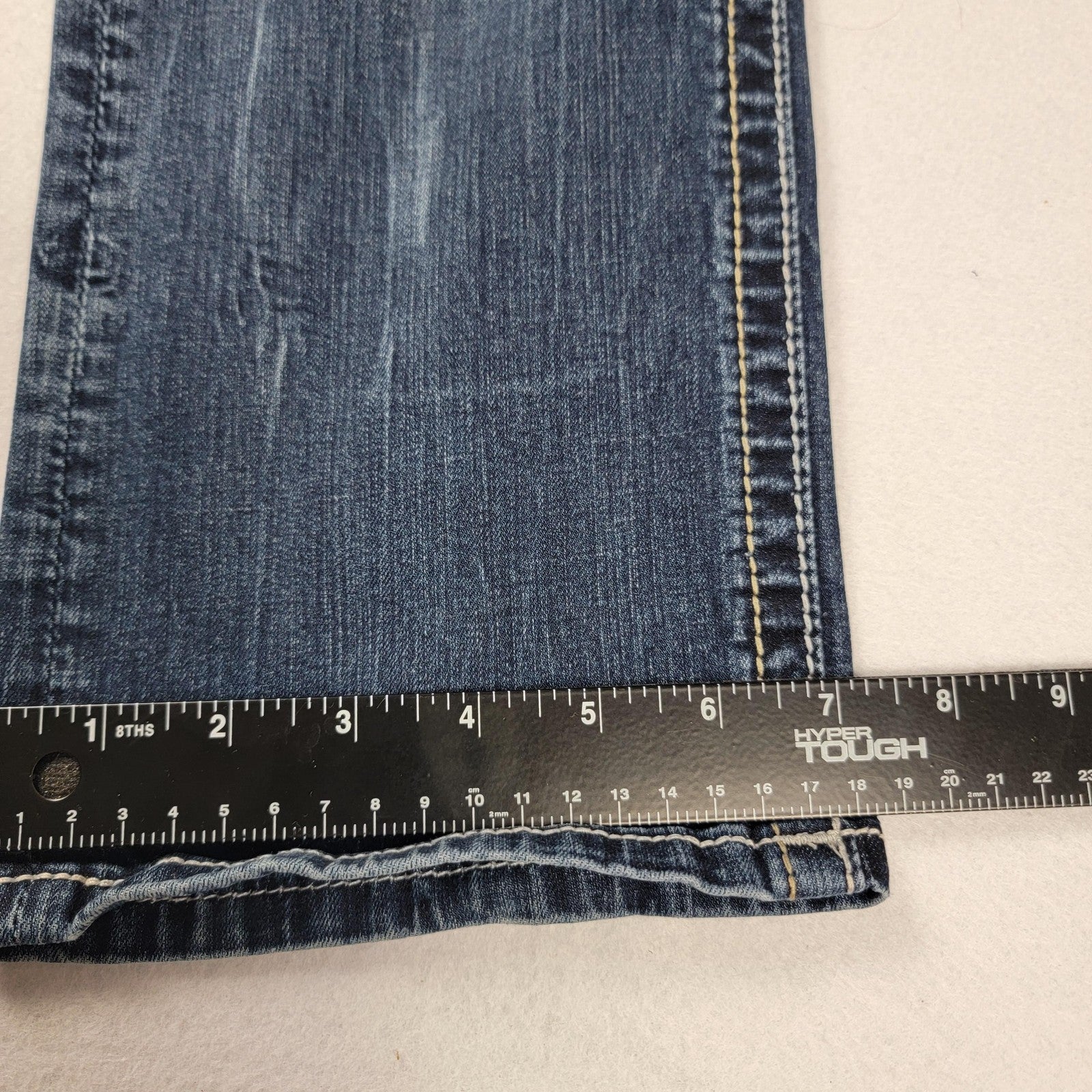 Miss Me Jeans Wmns 30 Blue Mid Rise Easy Crop Distressed Embroidered Pockets 9627