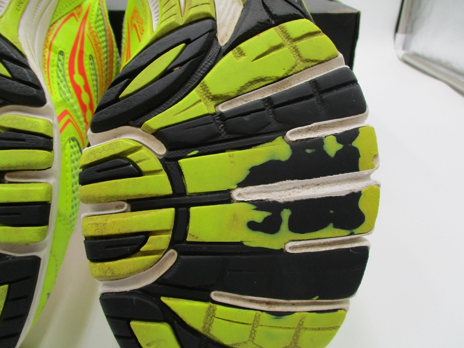 Saucony Cohesion 9 Shoes Womens Size 10 Neon Green Pink Running S1526226 (1G7)10