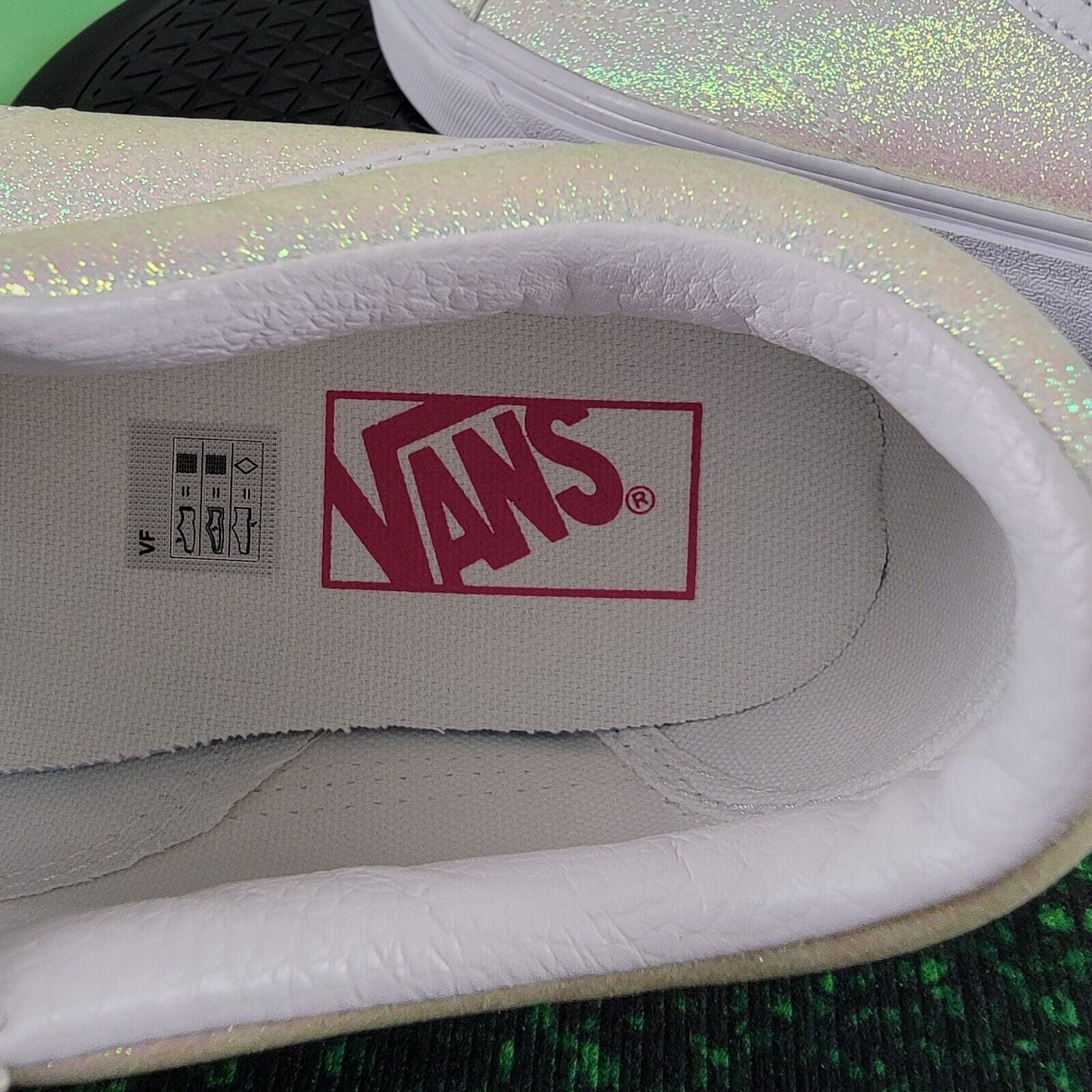 Vans Adult Old Skool Sneakers Size M7 W8.5 Color Pink/True White UV Activated8