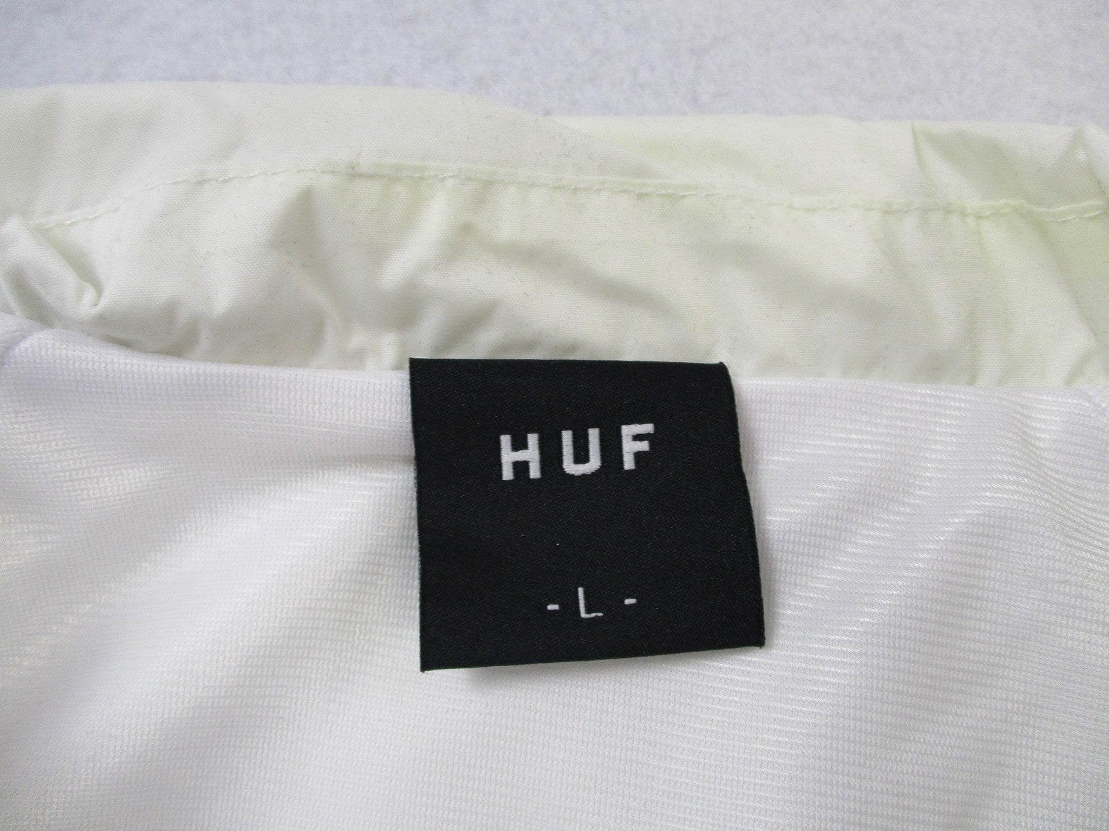 HUF Jacket Mens Large White Coach Windbreaker Snap Front Skateboarding 16514