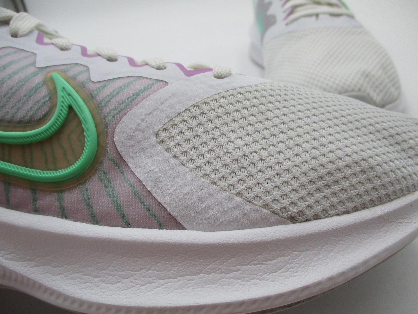 Nike Downshifter Shoes Womens Size 10 White Teal Running Sneakers CW3413101 1T512