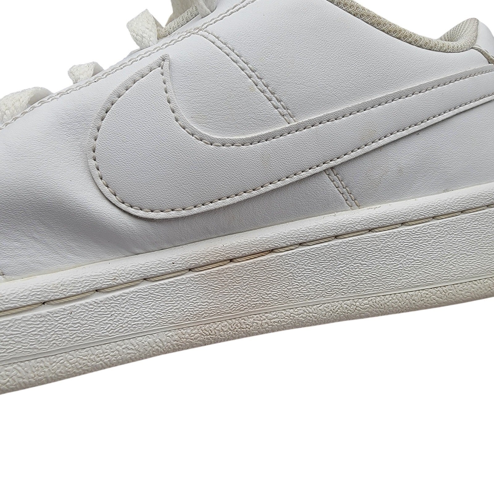 Nike Court Royale 2 Low 'Triple White' Mens Sz 11 CQ9246 101