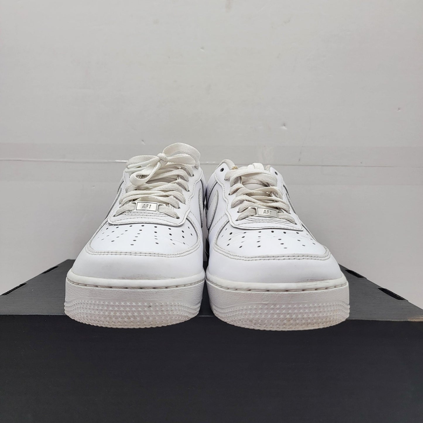Nike Air Force 1 Mens Size 8.5 White 315122111 Classic Low Top Sneakers