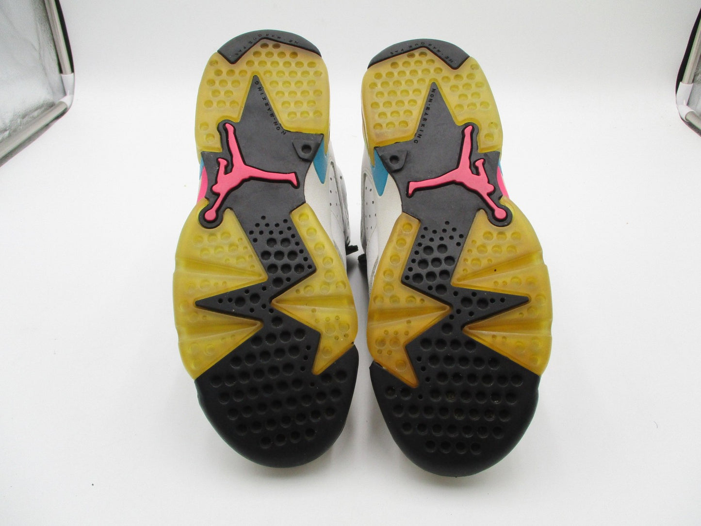 Air Jordan 6 Retro Rainbow Shoes Youth Size 6Y Multicolor Sneakers 384665-10311