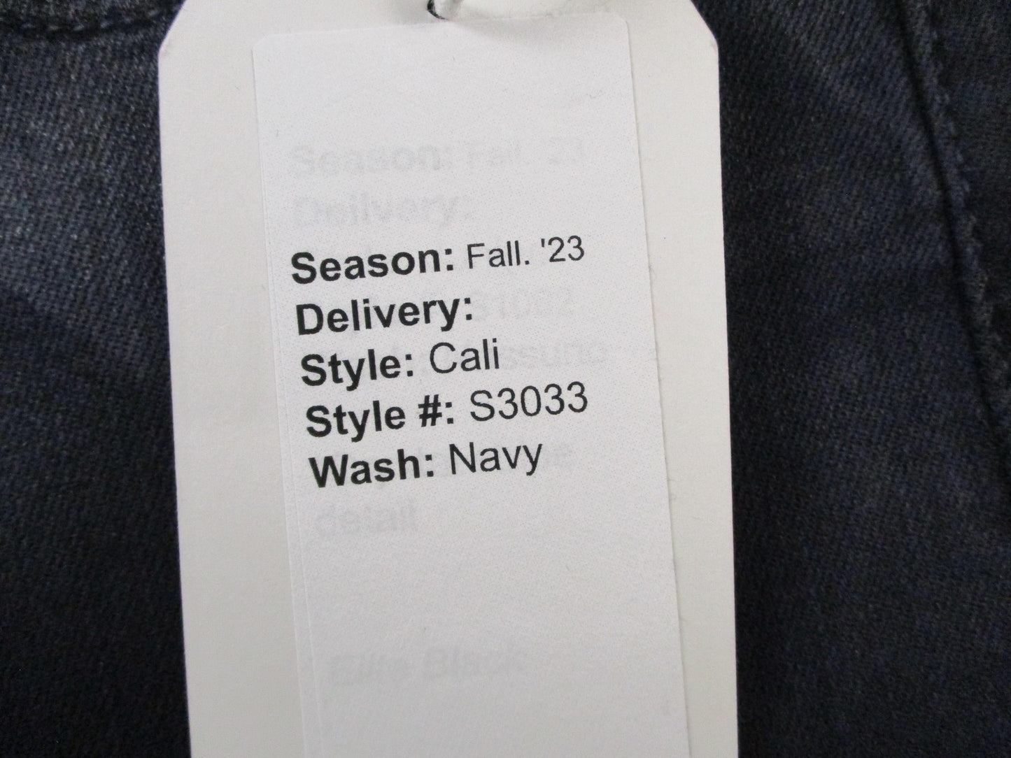 Fidelity Denim Cali Jeans Womens 26 Blue Navy Dark Wash Straight Slim New 14666