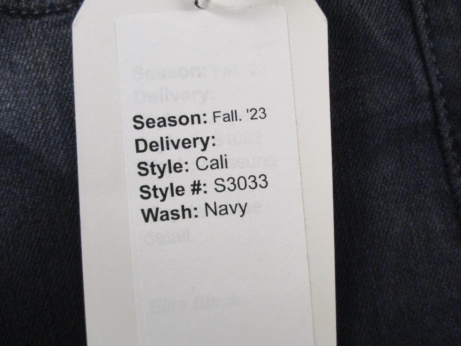 Fidelity Denim Cali Jeans Womens 26 Blue Navy Dark Wash Straight Slim New 14666