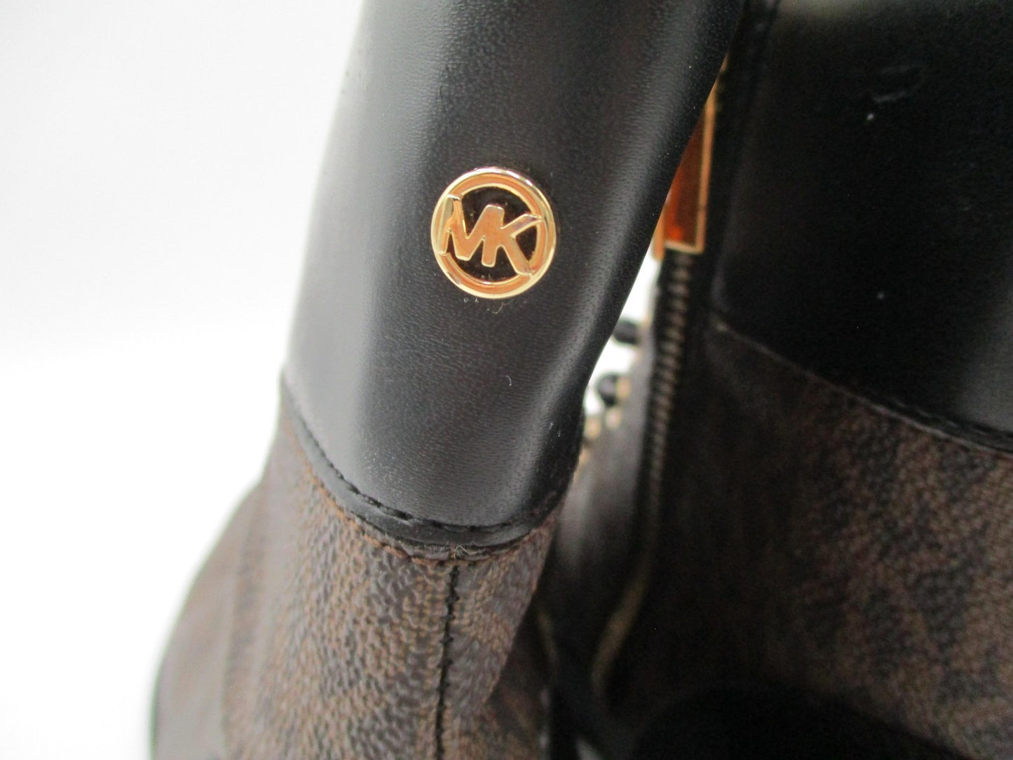 Michael Kors Boots Womens Size 8 Brown Logo Combat Lace Up Ankle LS21J (1R2)11