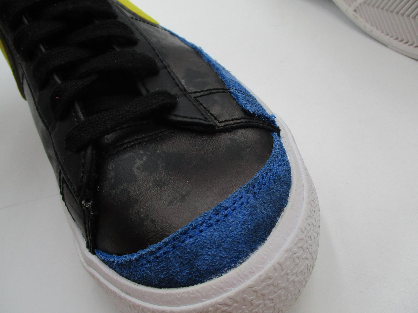 Nike Blazer Mid '77 Peace Love Basketball Shoes Mens 8.5 Black DC1414-001 (1U6)14
