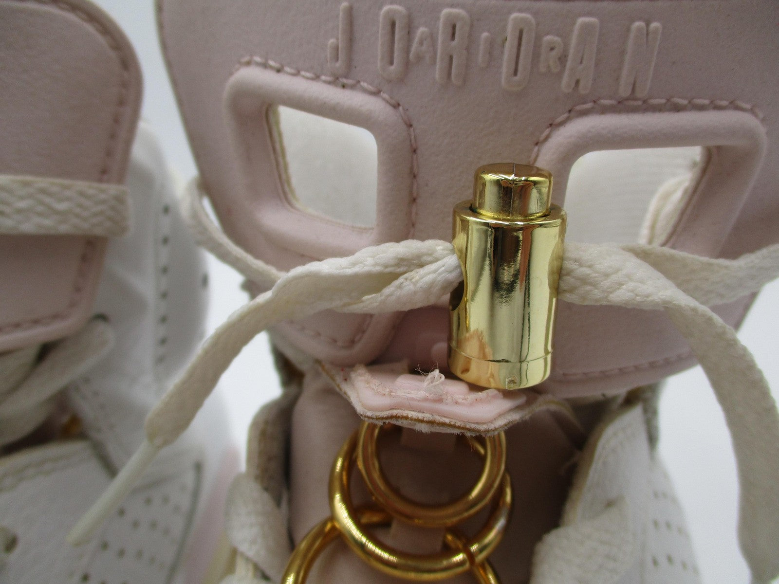 Air Jordan 6 Retro Gold Hoops Shoes Womens Size 7 White Pink Sneakers DH9696-1005