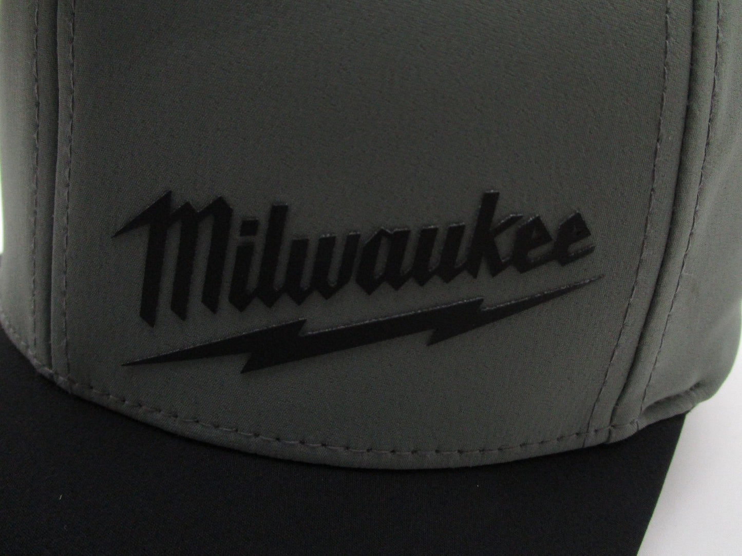 Milwaukee Hat Cap Baseball Fitted Mens Medium Gray Black Workskin Flexfit1
