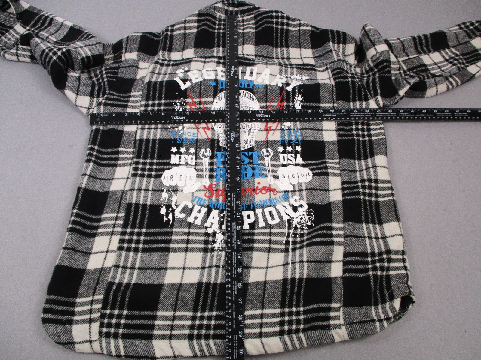 Copper Rivet Shirt Mens 2XL Black White Plaid Flannel Snap Front Graphic Shacket10
