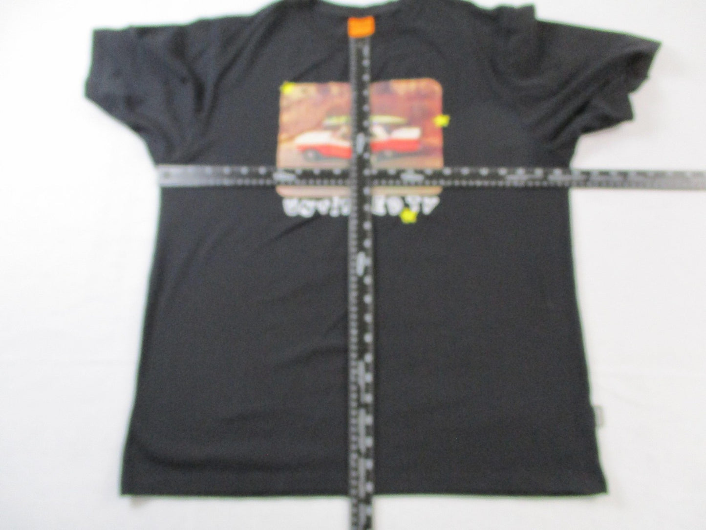 Designs Untitled Untitled TV Surf Car Photo Graphic Tee Black Mens L Used 15725