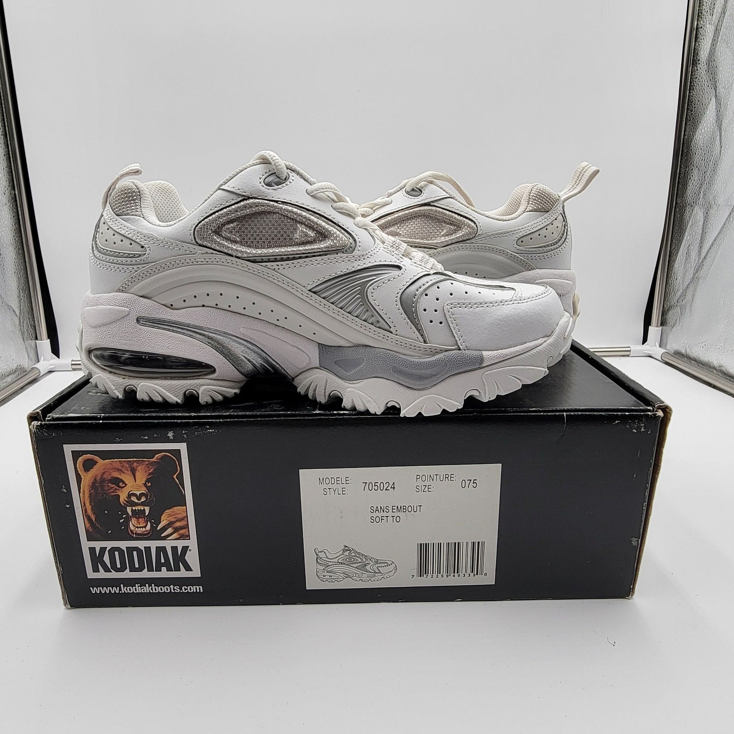 Kodiak Mens Hiking Sneakers White Sz 7.51