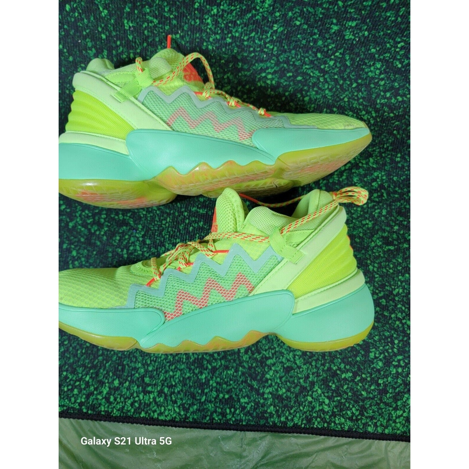 Adidas Womens D.O.N Issue 2 FW8747 Green Spidey Sense Sneaker Shoes Size 7