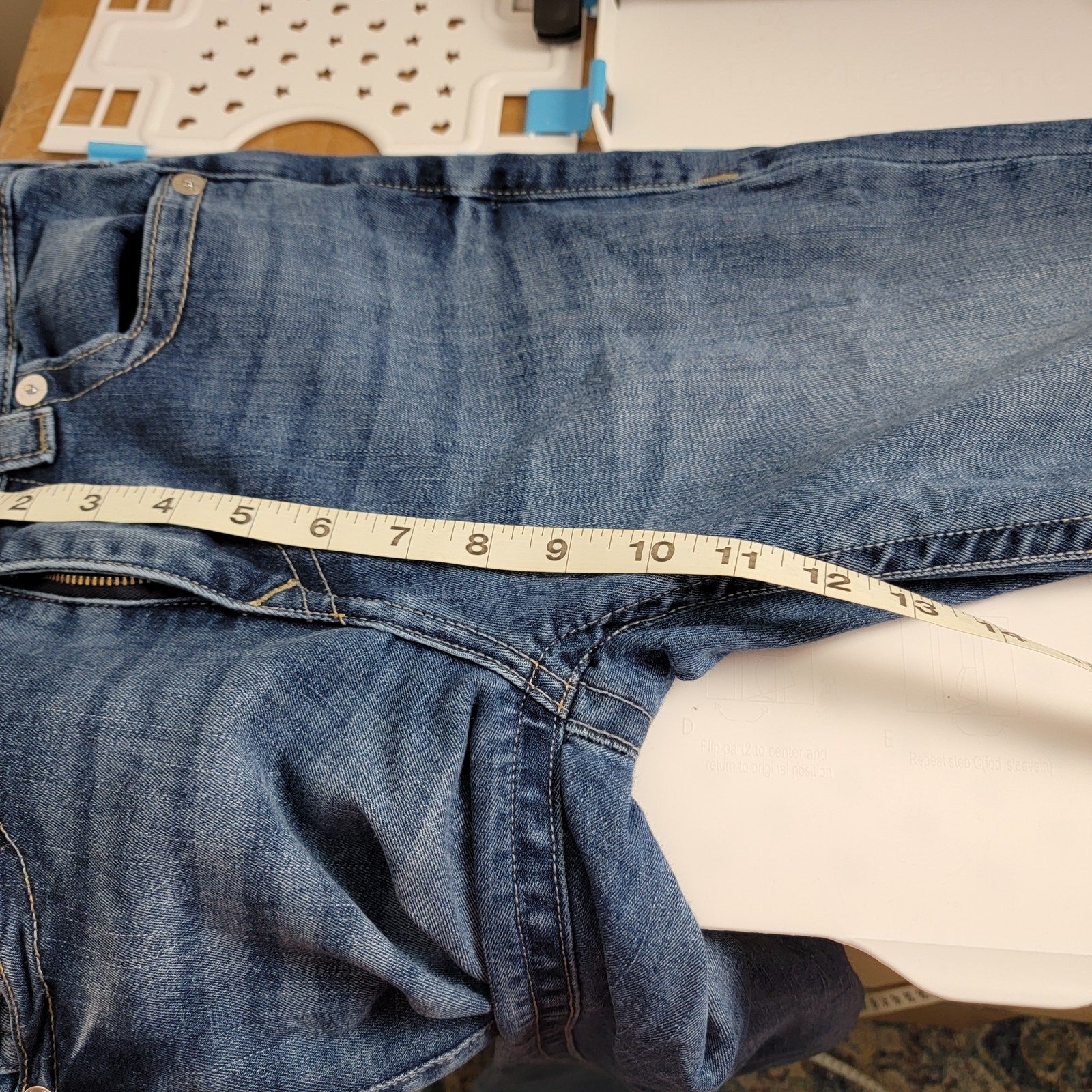 True Religion Joey Flare Jeans  Vintage Blue  Size 27