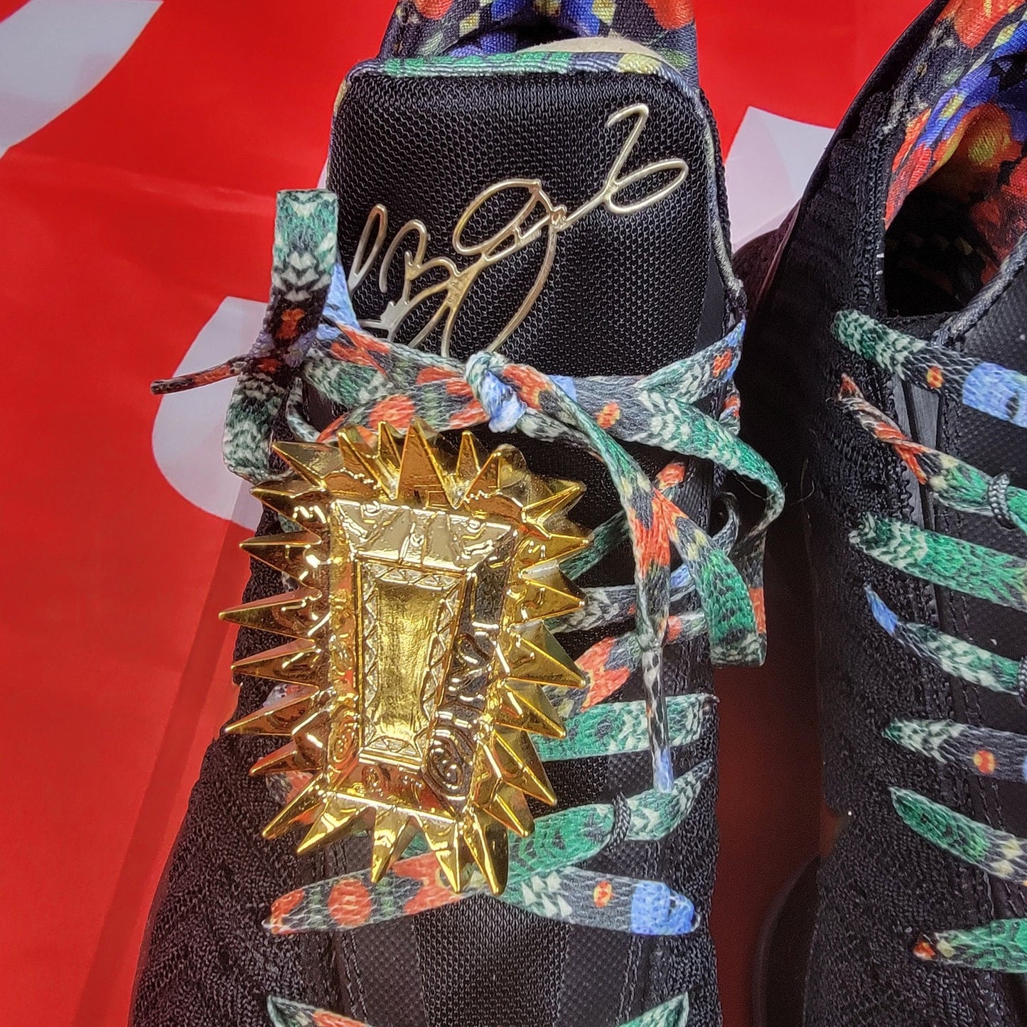 Nike LeBron 16 KC Watch The Throne Sz 11 Black/Metallic Gold-RoseFrost CI15180014