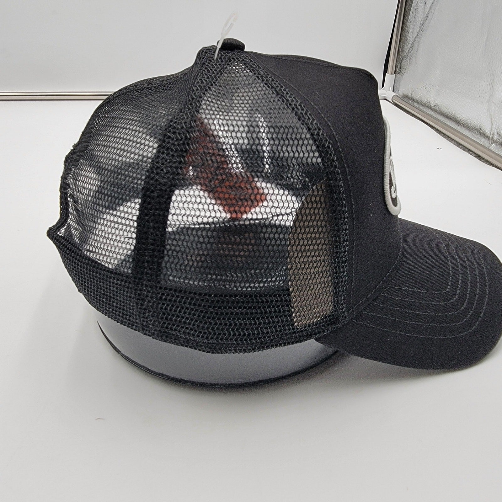 Von Dutch Black and White Classic Trucker 51 Snapback One Sz3