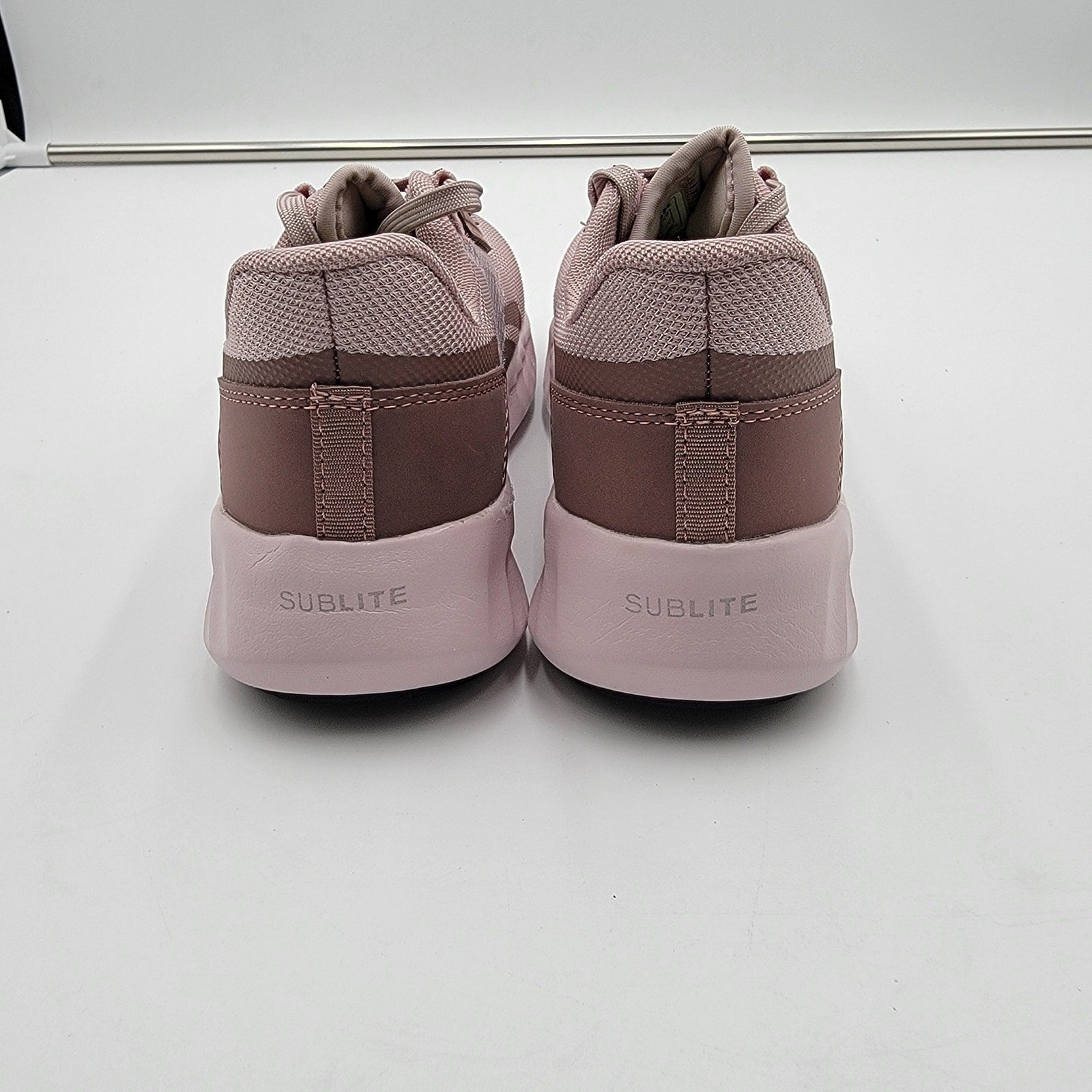 Reebok Sublite Legend CT Athletic Work Shoe Rose Wm Sz 5.5M RB2123