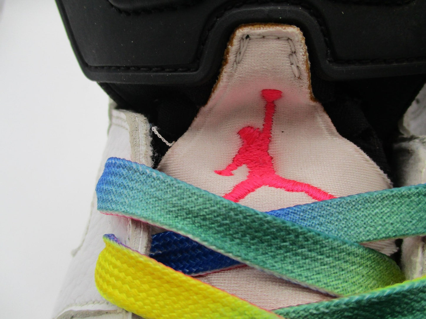 Air Jordan 6 Retro Rainbow Shoes Youth Size 6Y Multicolor Sneakers 384665-1034