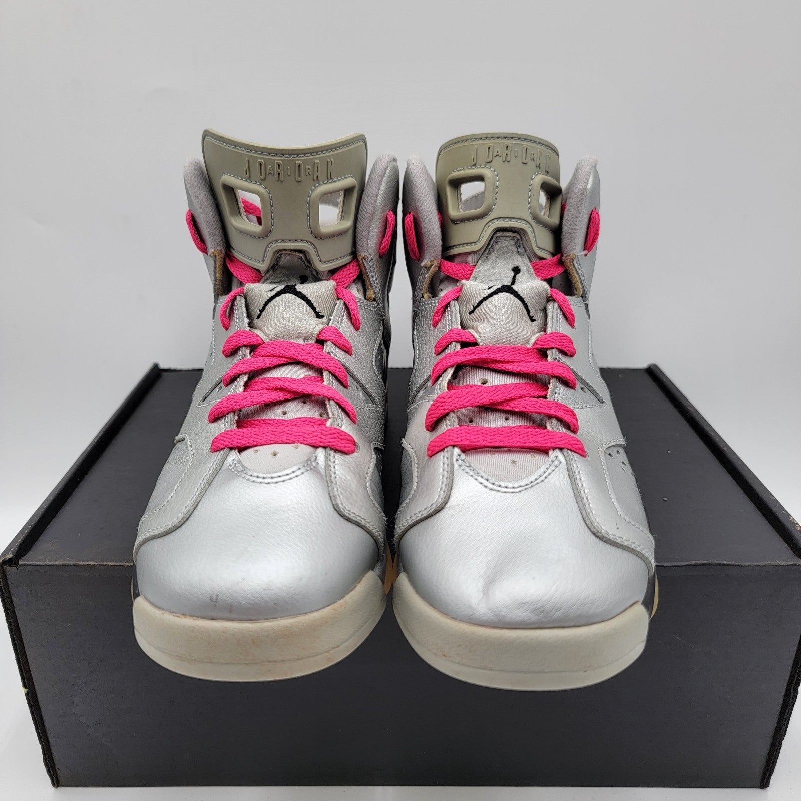 Sz 7 (GS) Jordan 6 Retro GG Mid Valentines Day Metallic Silver/Vivid Pink