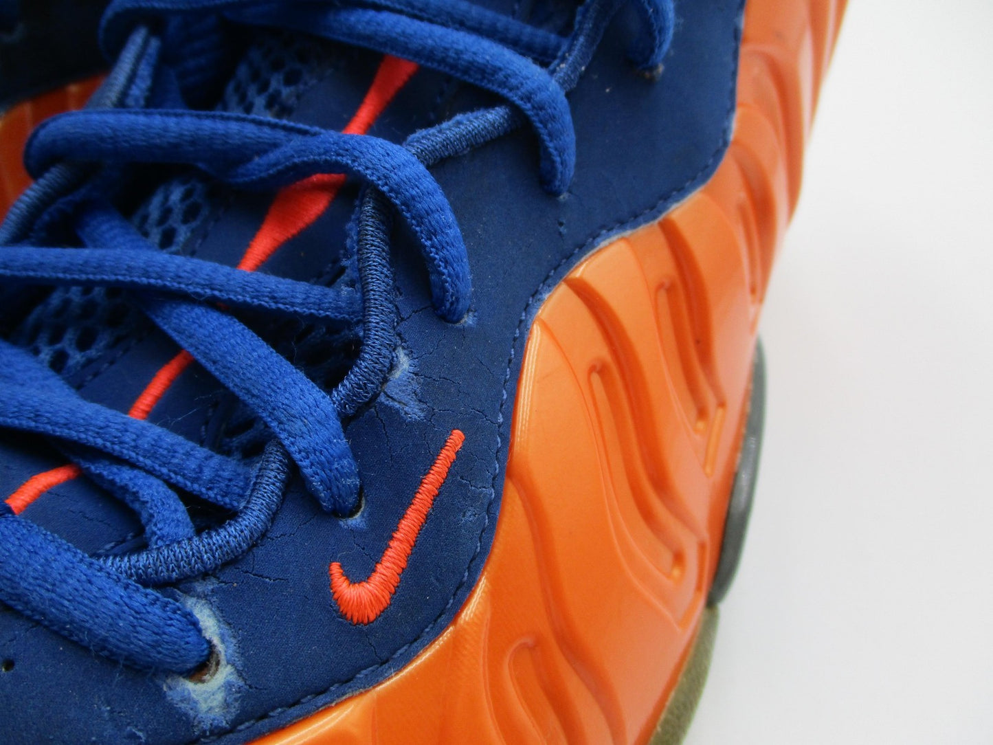 Nike Little Posite One NY Knicks Size 7Y Orange Blue Foamposite 644791800 1O612