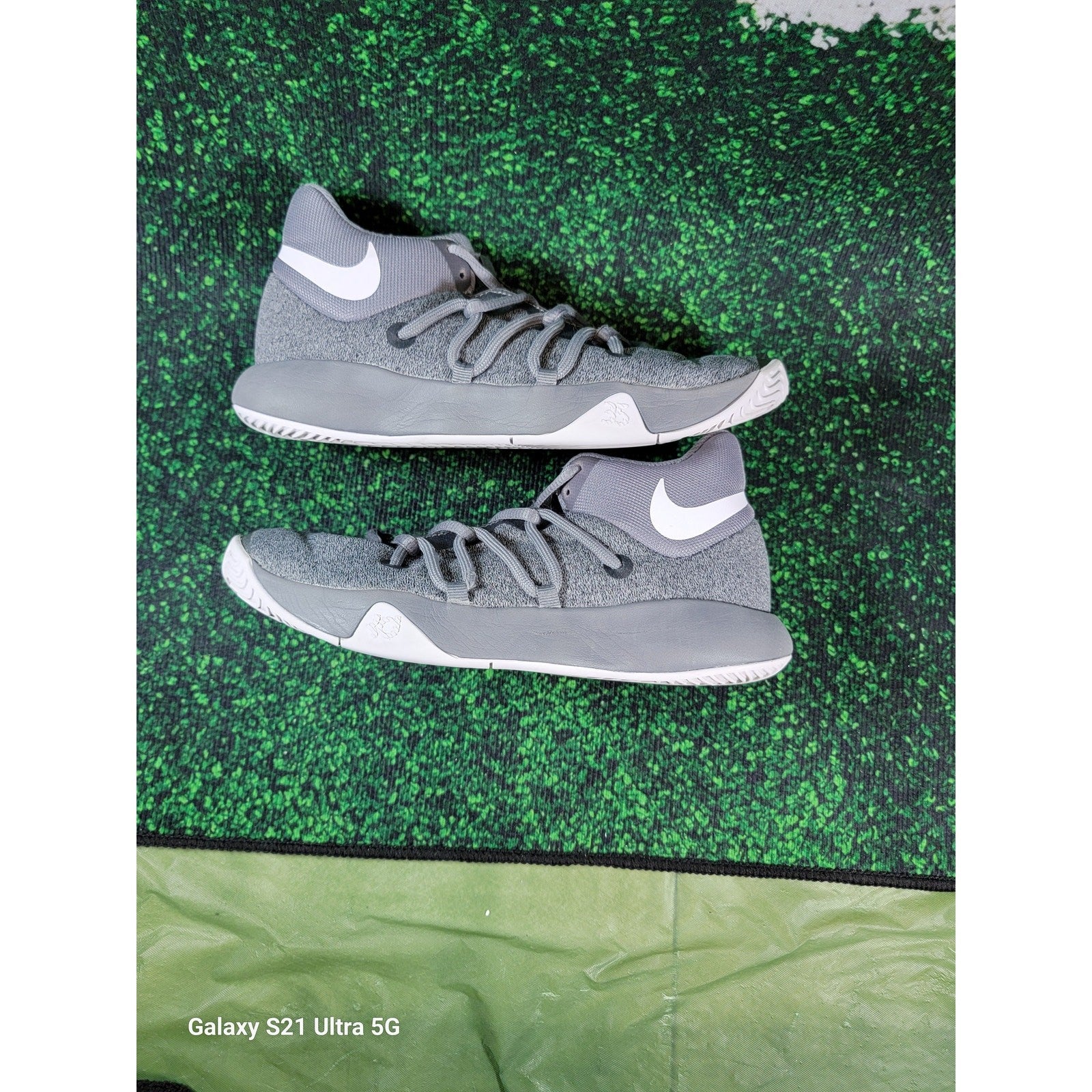 Nike KD Trey 5 V 'Gray' Sz 5Y 9428930021