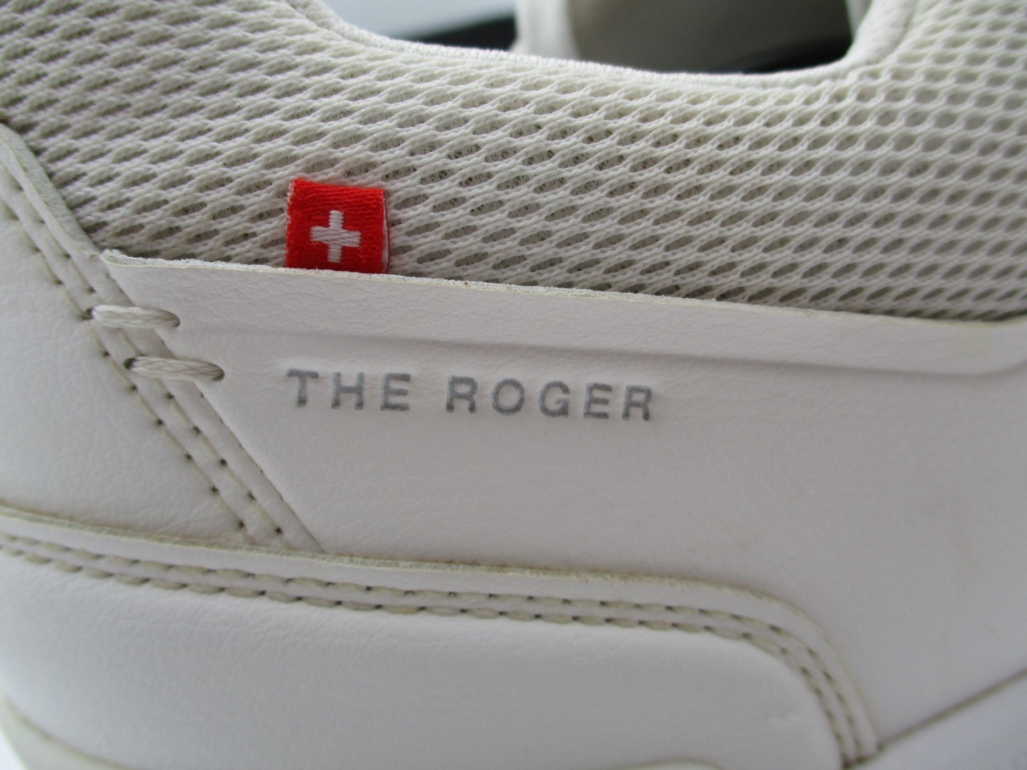 On THE ROGER Advantage Men’s White Leather Sneakers Size US 14 3MD10642351 (1B3)10