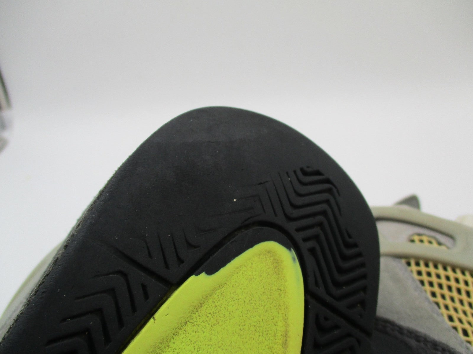 Jordan Air Jordan 4 Retro SE Shoes Mens Size 8 Gray Volt Neon 95 CT5342007 1U219