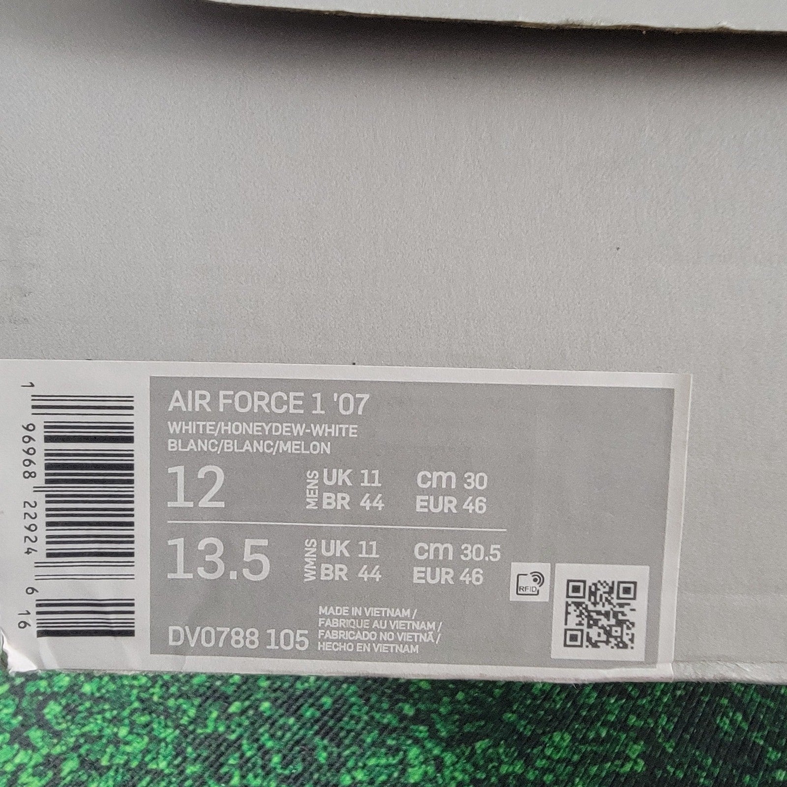 Men's Nike Air Force 1 '07 White/Honeydew-White (DV0788 105) Sz 12M 13.5W9