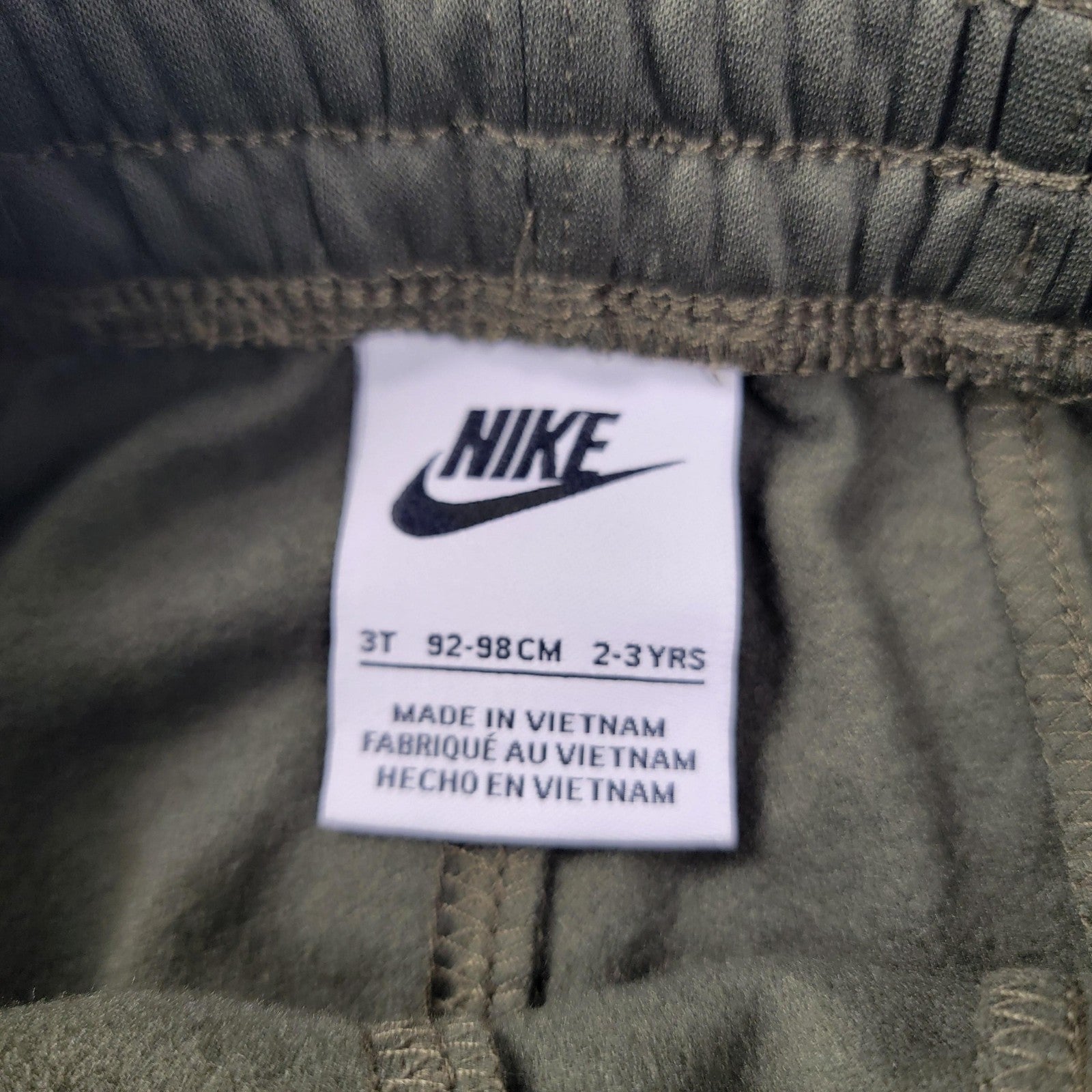 Nike Pants Boys 3T Green Camo Athletic Joggers Polyester NWT 23 Years
