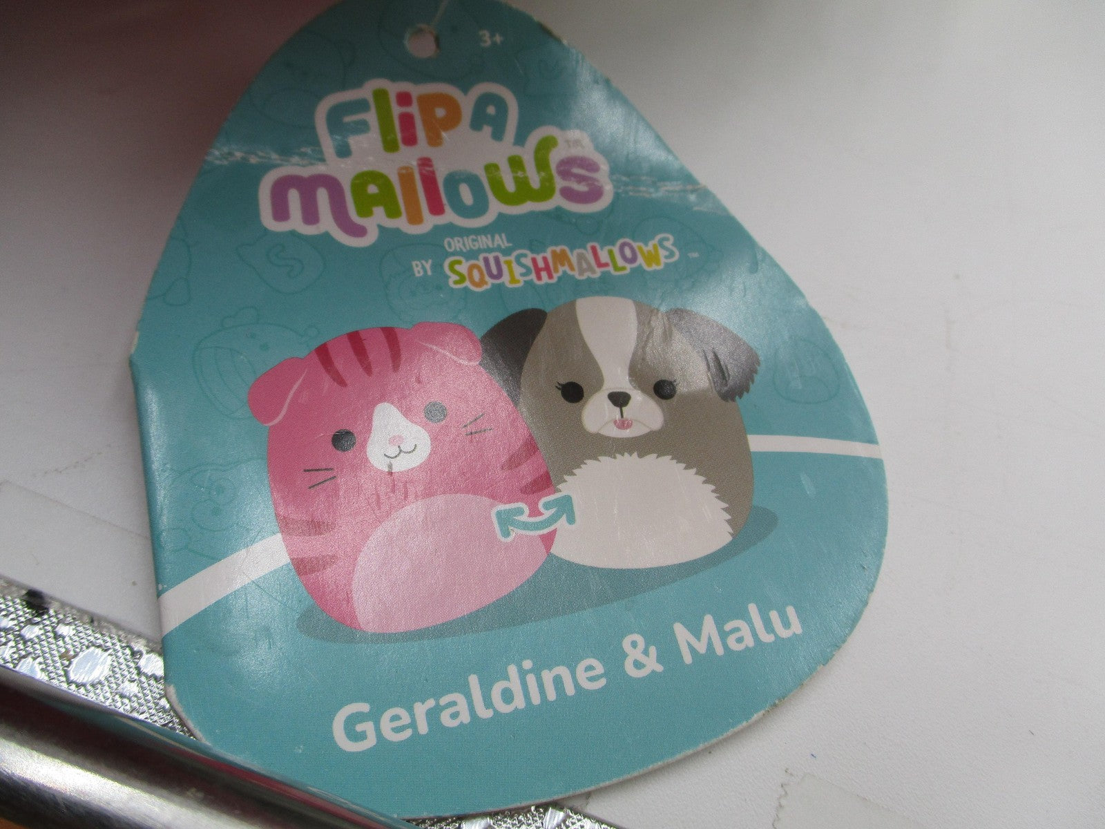 Squishmallows FlipaMallows Geraldine Malu Cat Plush Small Pink Gray Reversible4