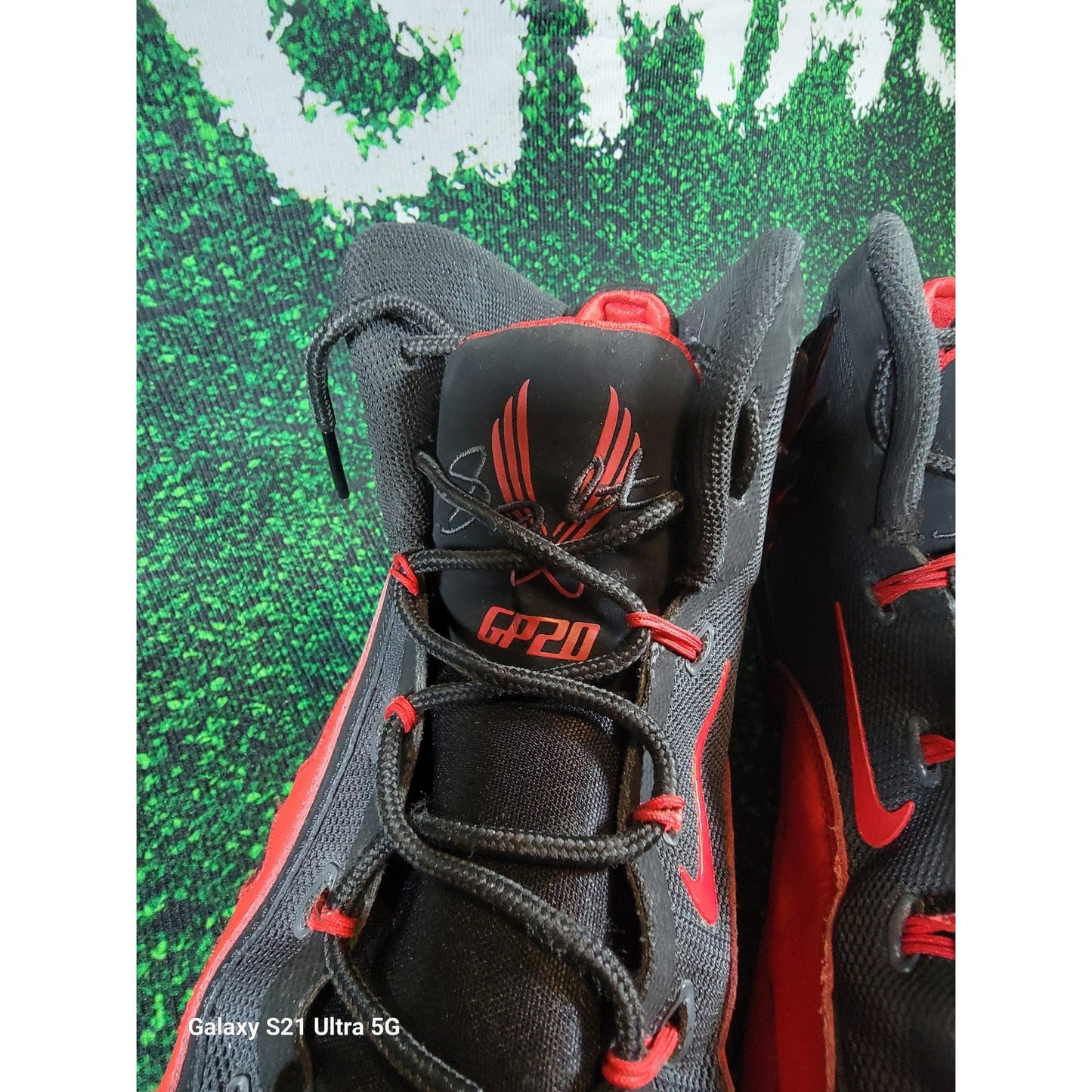 Nike Sonic Flight Black University Red Size 12 6413330021