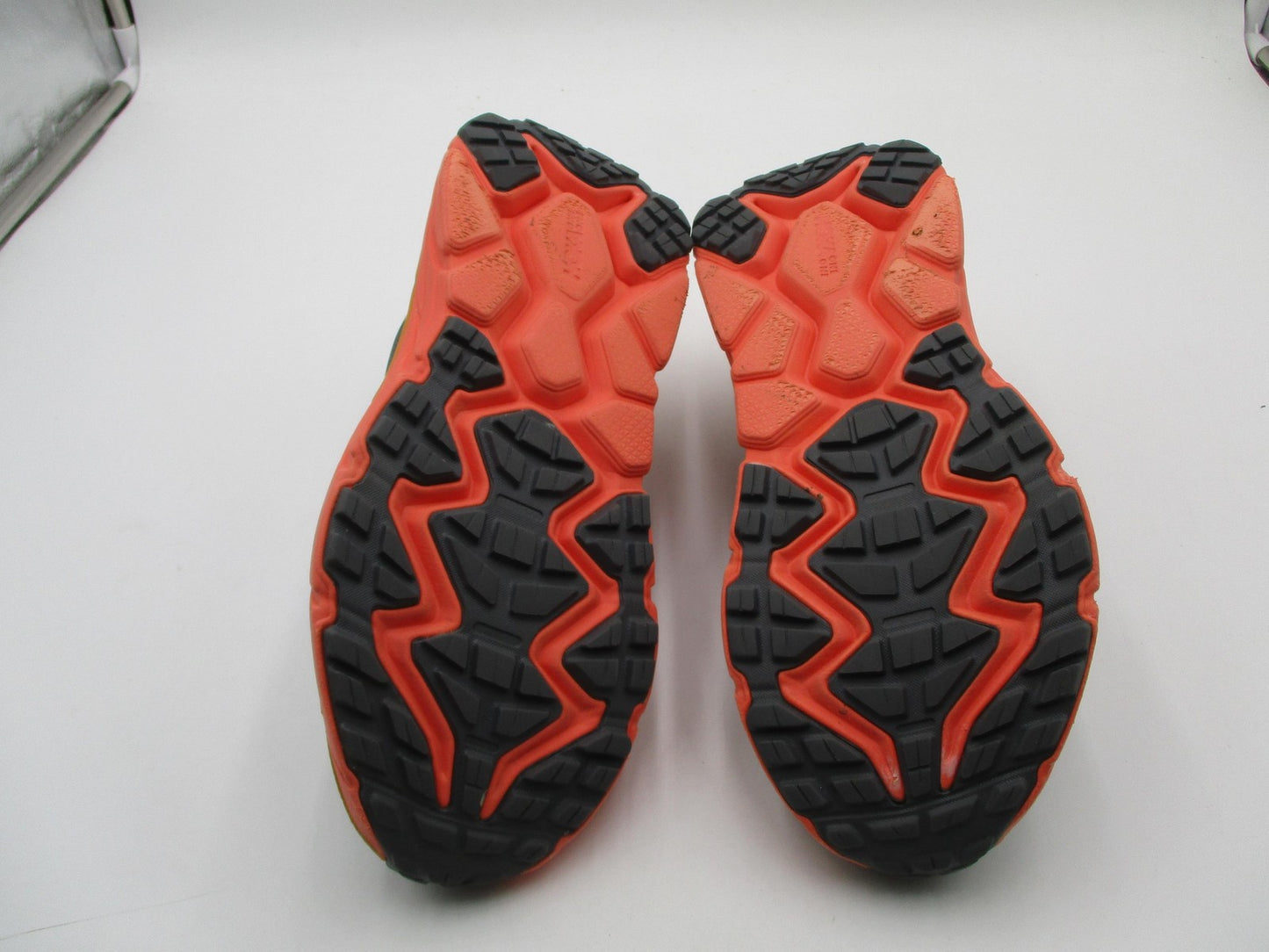 Hoka One One Challenger ATR 6 Shoes Womens Size 8.5 Gray Orange Trail 11065128